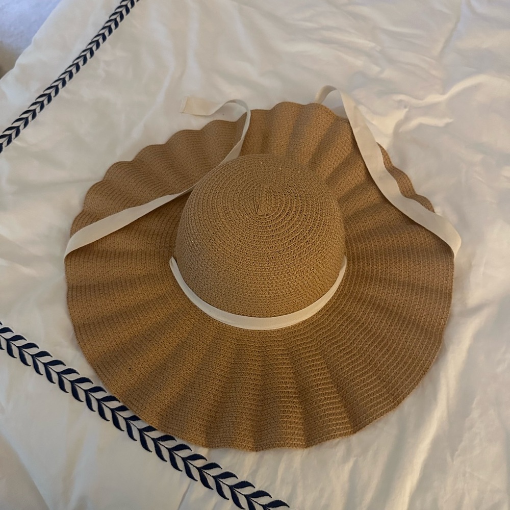 Tan Wide-Brim Hat with Ribbon